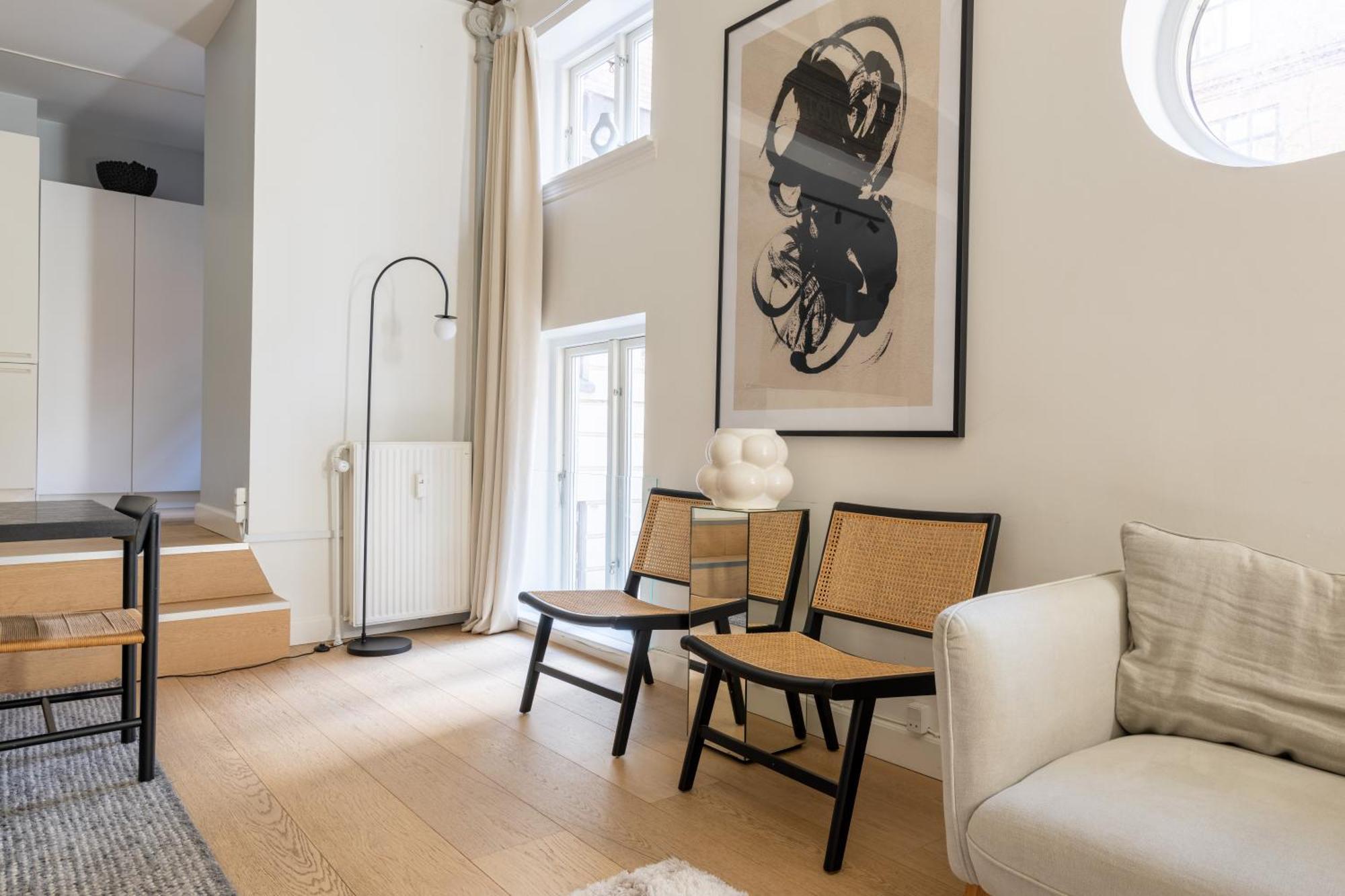 Unique 3 Bedroom In Vibrant Frederiksberg Appartement